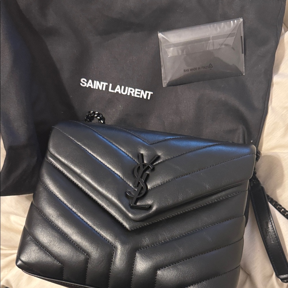 Saint Laurent Loulou Small Monogram Chain Bag Nero